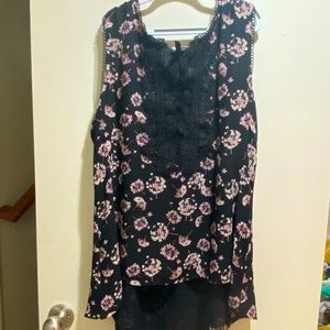 WH | BM Floral Blouse Size L